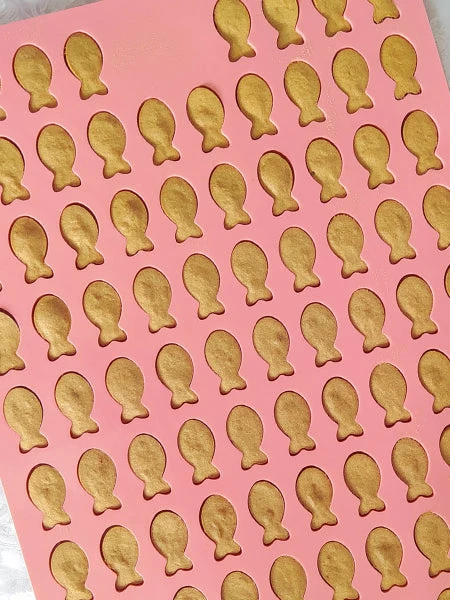 Moule En Silicone Pour Friandises - 204 Poissons - Rose Bordeaux 5 Moule En Silicone Pour Friandises - 204 Poissons - Rose Bordeaux – Image 3