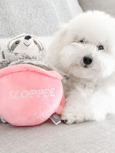 Peluche Pour Chien - Paresseux Sloffee 🦥☕ - Fringe PetShop 7 Peluche Pour Chien - Paresseux Sloffee 🦥☕ - Fringe PetShop – Image 5