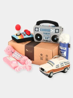 Jouet Rétro Pour Chien - 80's Classic - Voiture Break 🚗 - Pet PLAY -Animalerie Pet play jouet peluche chien 80s Classics Toy 1