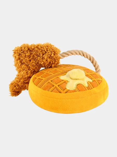 Jouet En Peluche Pour Chien - Barking Brunch - Gaufre Au Poulet - Pet PLAY 3 Jouet En Peluche Pour Chien - Barking Brunch - Gaufre Au Poulet - Pet PLAY