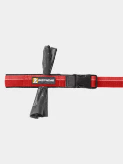Ruffwear Laisse Roamer Extensible - Rouge 18 Ruffwear Laisse Roamer Extensible - Rouge -Animalerie ruffwear laisse Roamer pour chien rouge 1 1