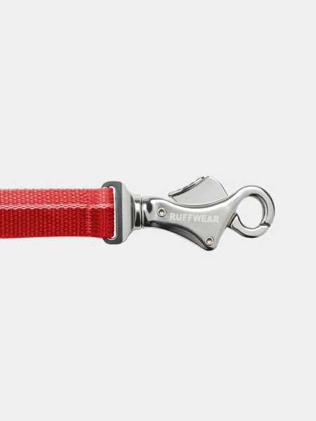 Ruffwear Laisse Roamer Extensible - Rouge 6 Ruffwear Laisse Roamer Extensible - Rouge – Image 4